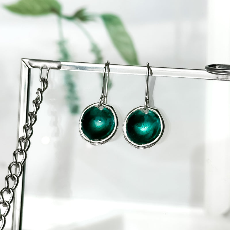 'Lost Forest' Green Silver Droplet Earrings EE636